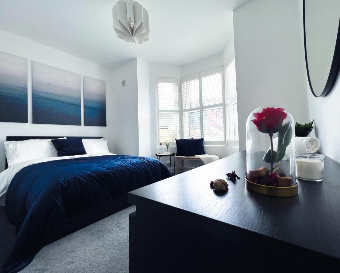 Апартаменти Stylish 3 Bed Flat With Garden Лондон Екстер'єр фото